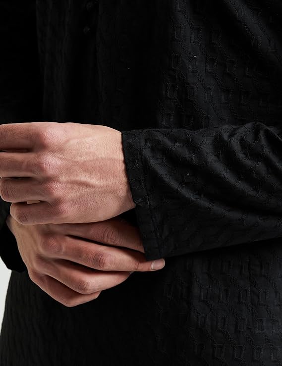 Amazon Brand - Symbol Men's Solid Regular Cotton Embroidered Long Kurta - Image 3