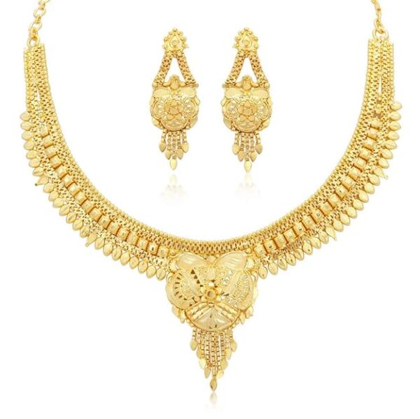Sukkhi Brilliant 24 Carat Gold Plated Wedding Jewellery Choker Necklace Set for Women (N73723)