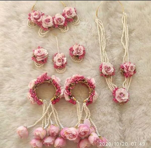 Sanvatsar Home Pink & Baby Pink Gotta Patti Floral Jewellery Set For Haldi Mehandi, Babyshower, Flower Jewellery, For Mehndi Haldi Outfit, Gift Jewellery For Women - Image 4