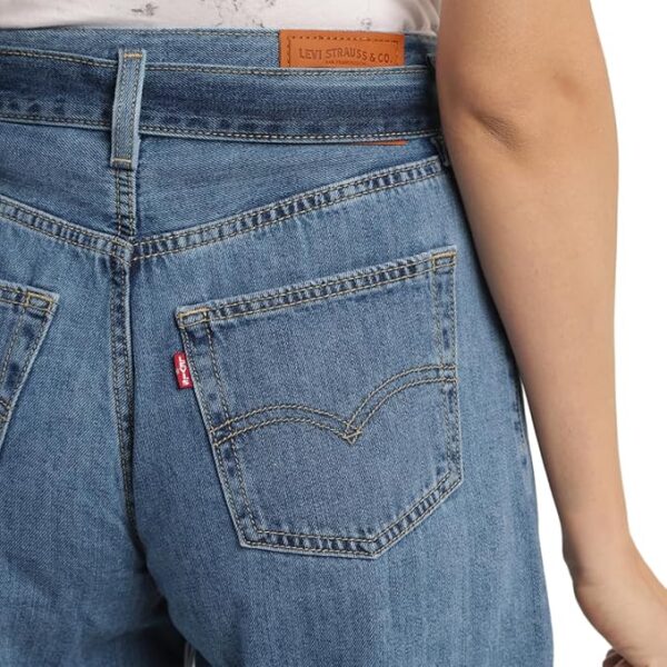 Levi's Women's Mid Rise Belted Baggy Loose Straight Fit Jeans - Image 3